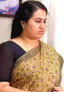 sasuri ke chodar golpo শাশুড়ি আমার ধোনে কনডম পরিয়ে দিলেন