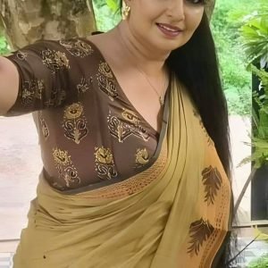 পর্দানশীন ধার্মিক মা – ১