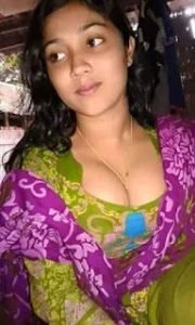 মা ও কাকির কাছে চোদাচুদির হাতেখরি