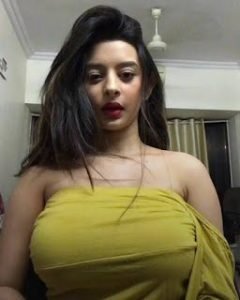 খালাকে চুদতে দেখে ধোন গেল খাড়িয়ে