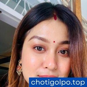 মায়ের পরকীয়া ছেলে দরে ফেললো। মায়ের পরকীয়া ছেলে দরে ফেললো।