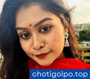 পাশের বাড়ির সুন্দরী কাকিমা।