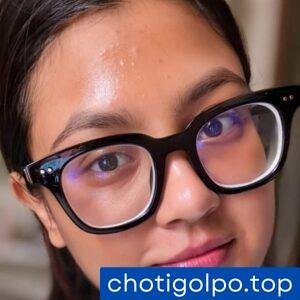মা মেয়ে নাতনী তিন জনকে এক সাথে।