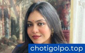 শাশুড়ী আমাকে দেখে বুক থেকে ওড়না সরিয়ে নিলো।