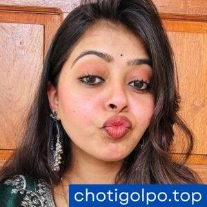 ভাড়াটে আন্টির বুকে ট্যাটু আবিষ্কার।