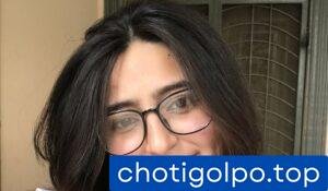 টিউশন ম্যাডাম আমার কলা ভিতরে নিলেন।