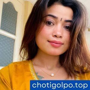 লাল ব্রা প্যান্টিতে খুব হট লাগছে। লাল ব্রা প্যান্টিতে খুব হট লাগছে।