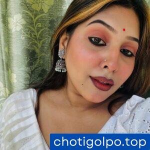 দিনে তেল মালিশ রাতে গুদ মালিশ। দিনে তেল মালিশ রাতে গুদ মালিশ।