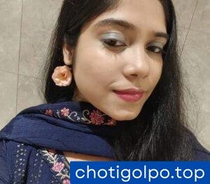 আমার সামনেই মা মুততে বসল