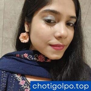 আমার সামনেই মা মুততে বসল আমার সামনেই মা মুততে বসল