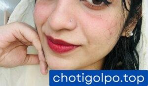 ছাত্রীর মায়ের ভেজা দেহ