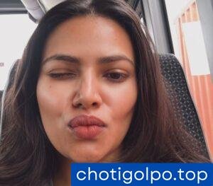মা ও ছেলে রাতের আধারে