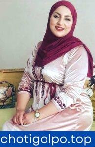 ধার্মিক হিজাবি ম্যাডামের দুধ ও গুদে আদর