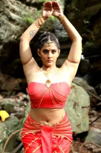 মুটকি মায়ের পাছা ম্যাসাজ করে হরদম চোদাচোদি