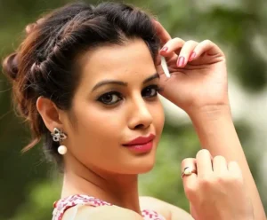 জ্বরের ঘোরে মাকে চোদা