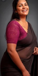 কালো কাজের বুয়ার মিষ্টি গুদ চোষা