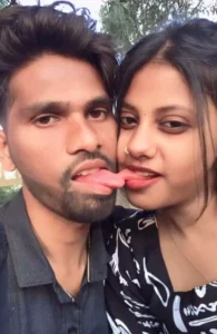 বোন বাড়াটা একটু মুখে নে না