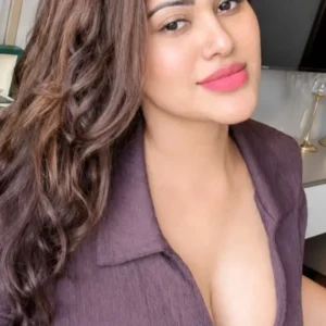 মুসলিম বন্ধু আমার হিন্দু মাকে করলো