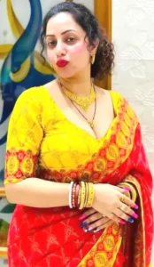 ফ্লাটের মালিক ও মা