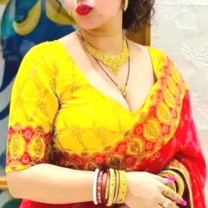 ফ্লাটের মালিক ও মা