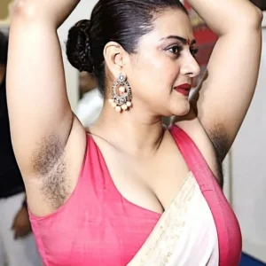 বৌদি ও দিদি মেঘ না চাইতেই জল