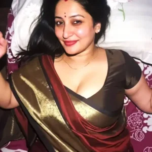 লুকিয়ে মায়ের চুদাচুদি দেখলাম