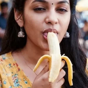 নজরুলের মায়ের ধোন চোষা
