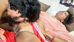 বাংলা চটি কাহিনী-কাজের মহিলাকে প্রথম চুদা
